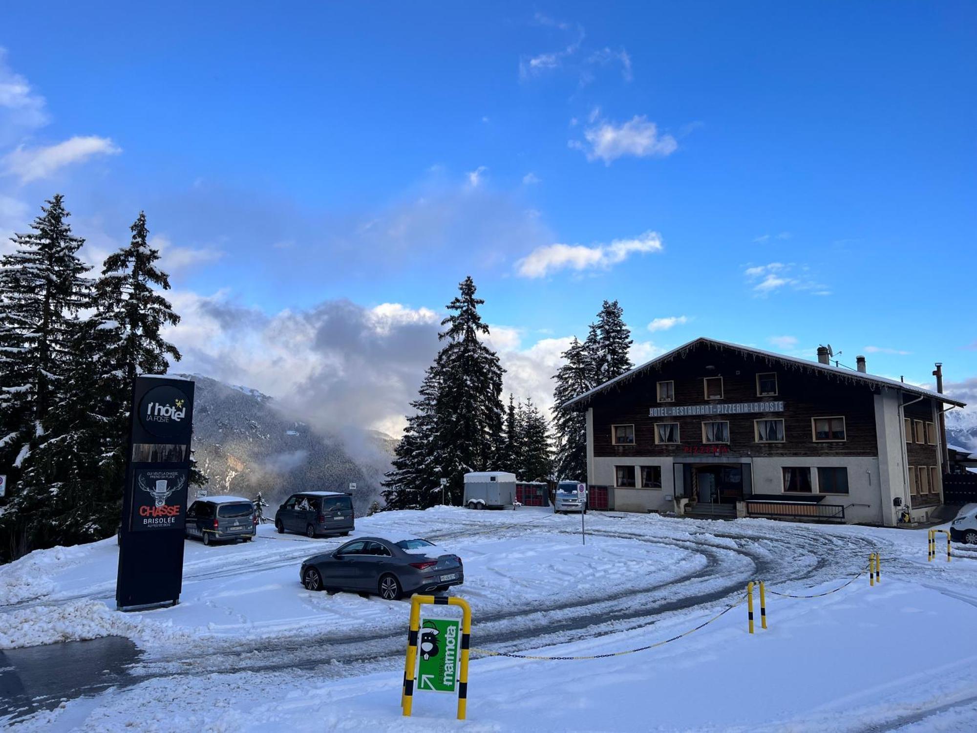 Hotel De Charme La Poste Anzère Esterno foto