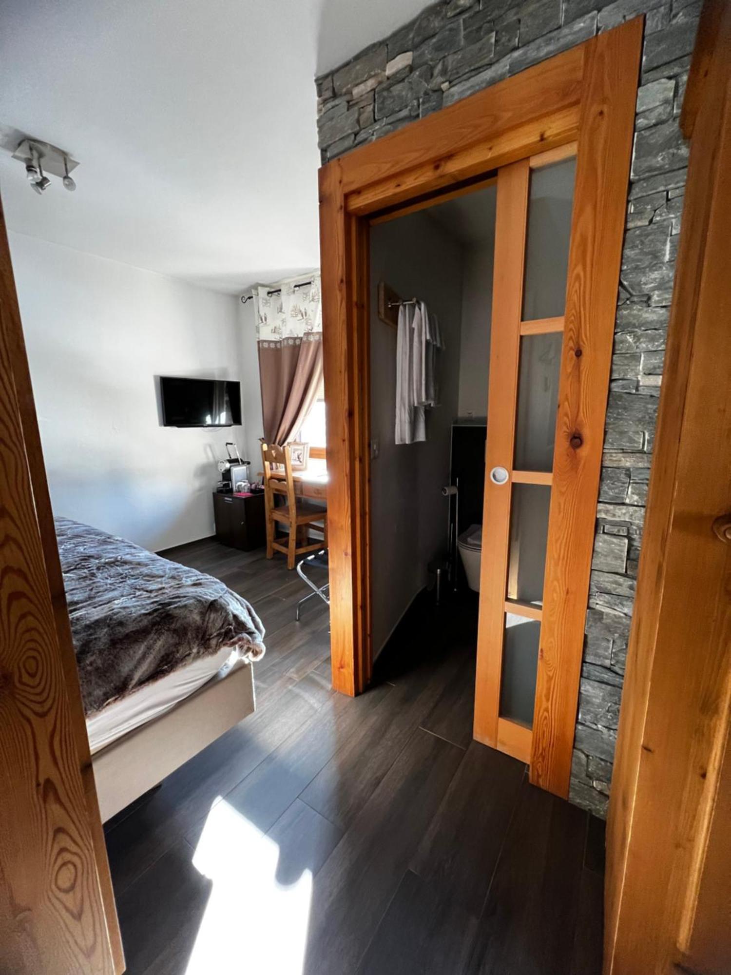 Hotel De Charme La Poste Anzère Esterno foto